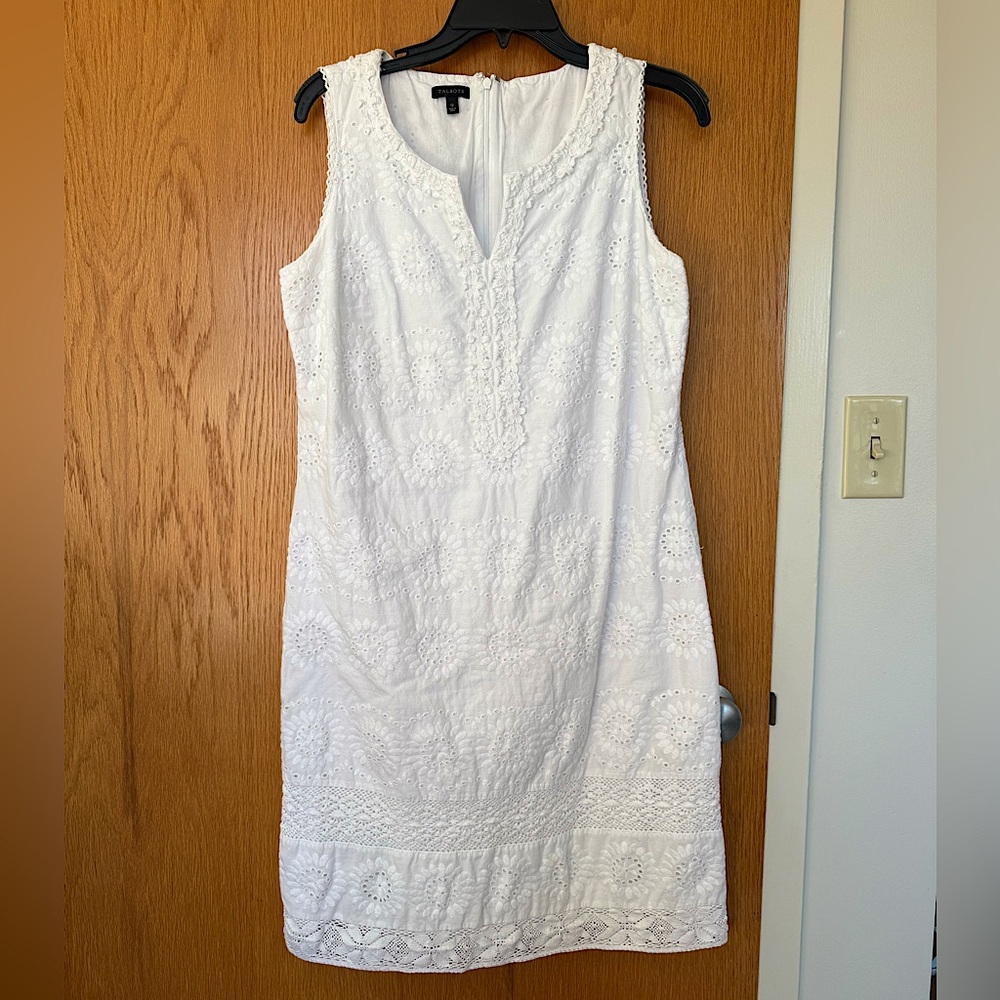 Talbots sleeveless eyelet shift dress